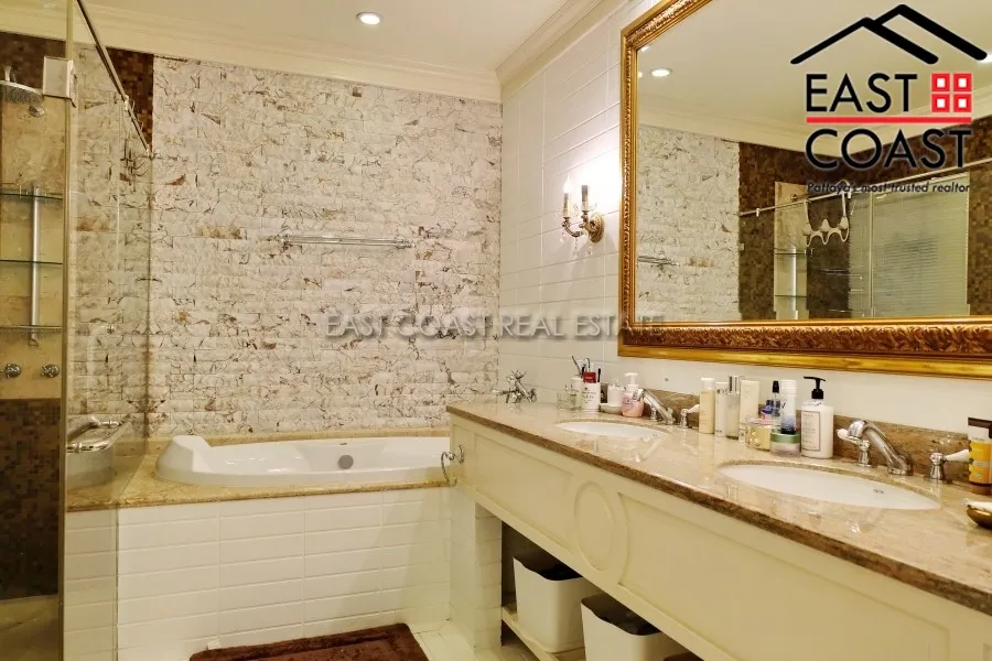 Silk Road Place photo 24