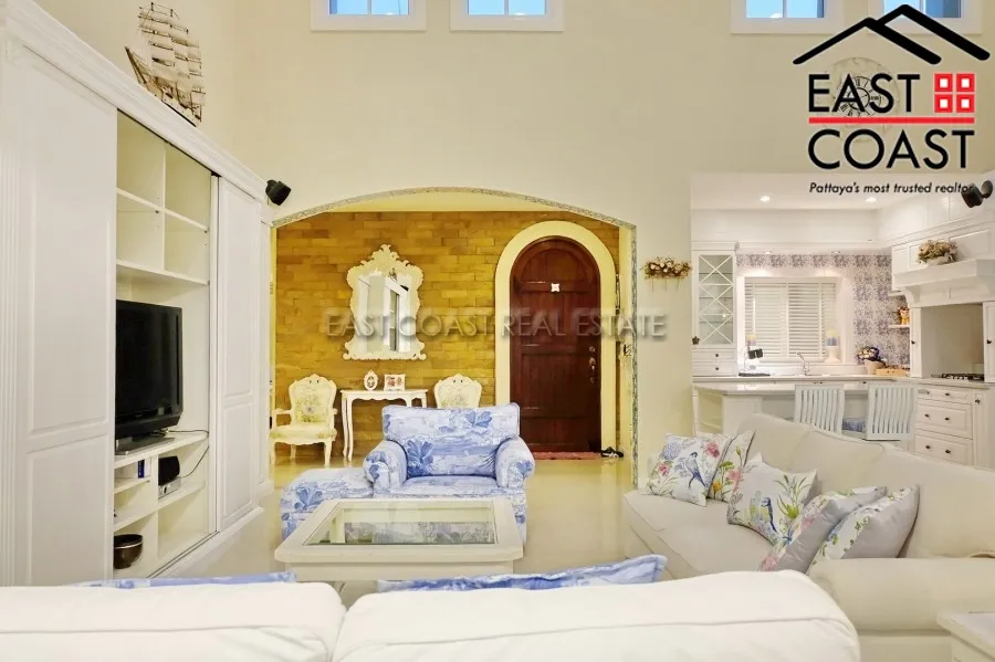 Silk Road Place photo 7
