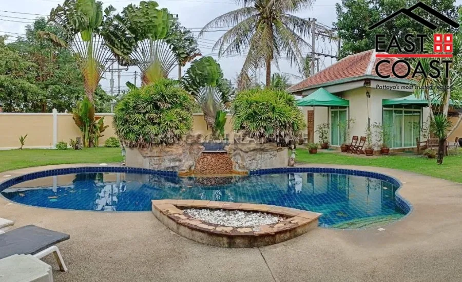The Chase Villas photo 13