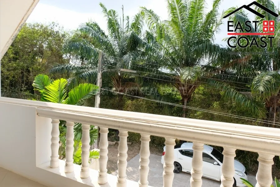 Palm Grove photo 25