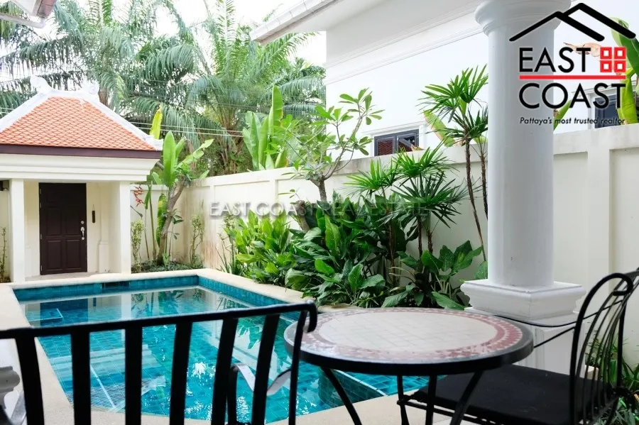 Palm Grove photo 29