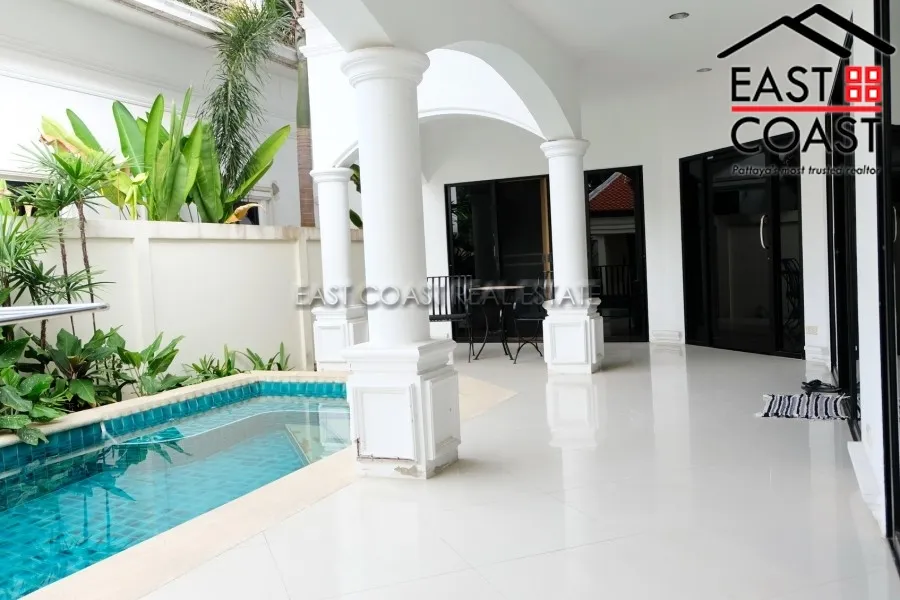 Palm Grove photo 7