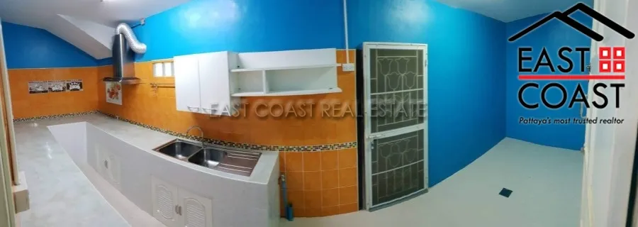 Private House Sattahip photo 17