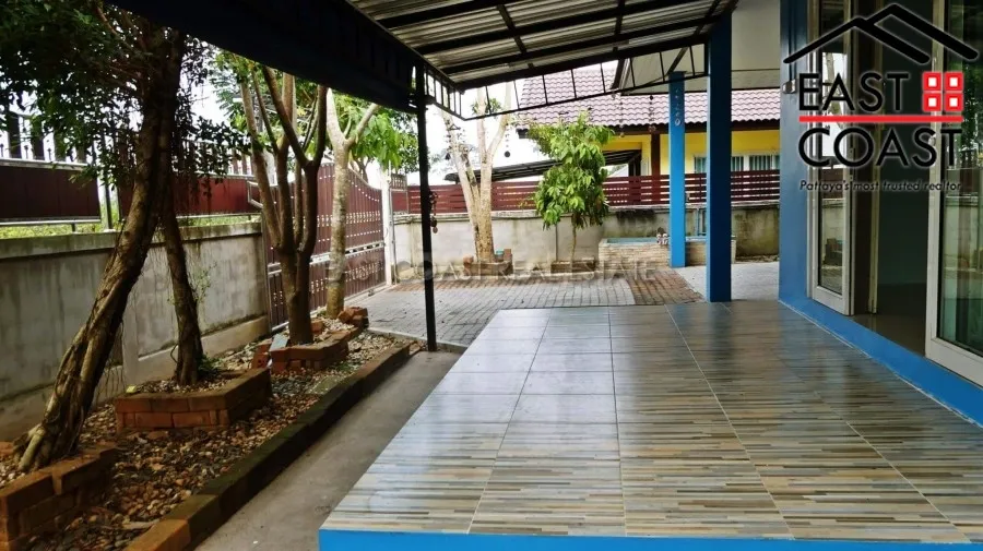 Private House Sattahip photo 18