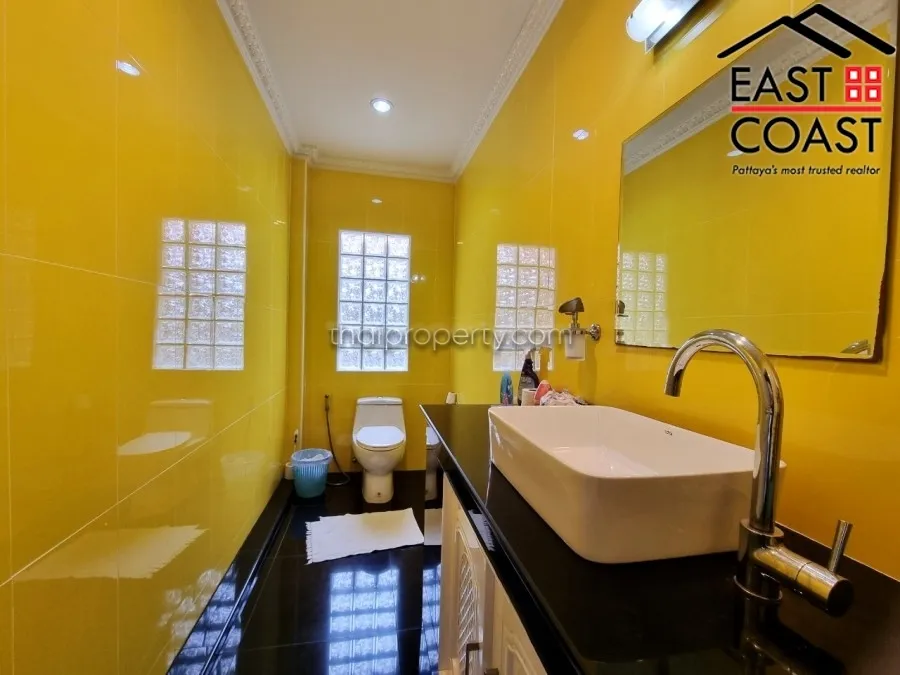 Thepnimit Villa photo 24