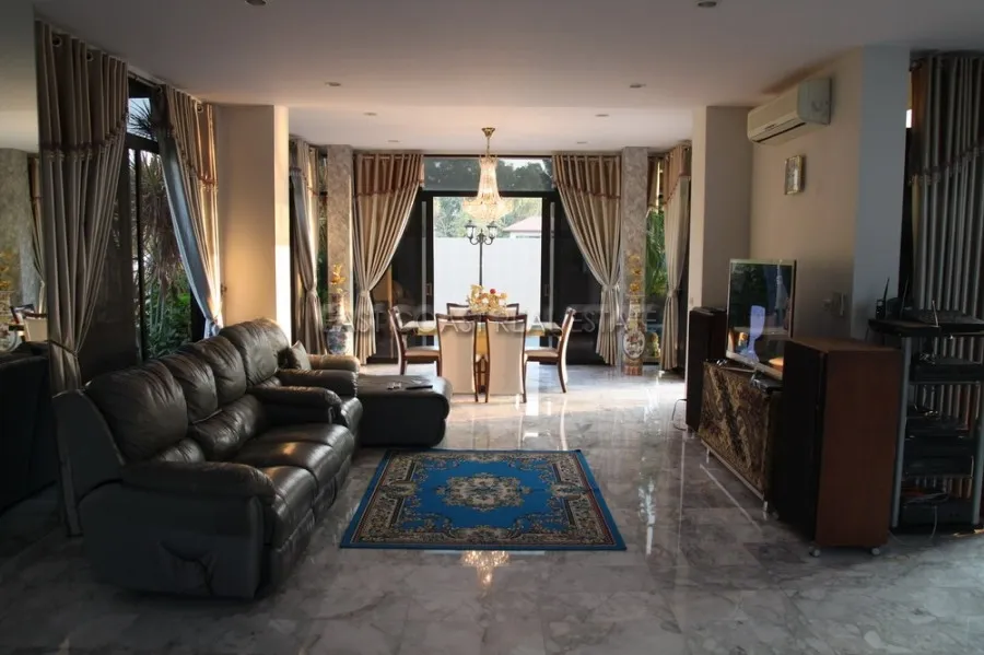 Paradise Villa 2 photo 10