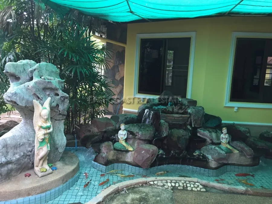 Soi Thepnimit photo 16