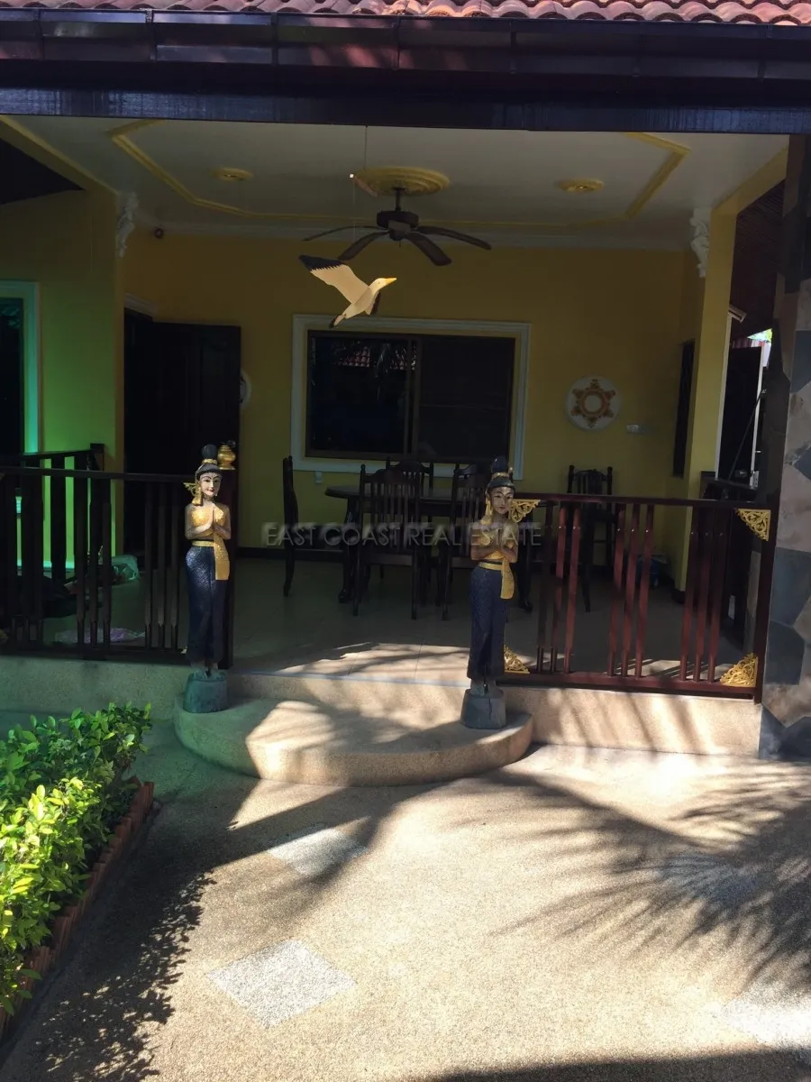 Soi Thepnimit photo 14