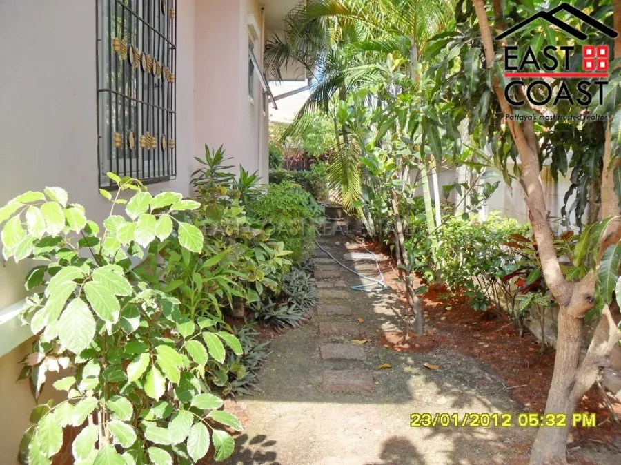 Pattaya Tropical Village photo 25