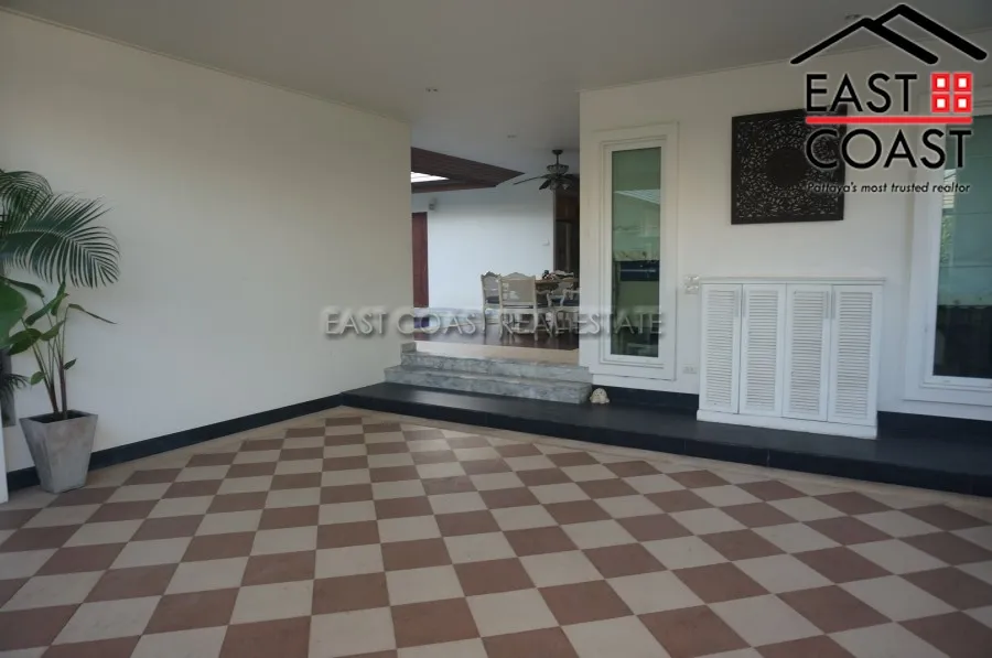 Sea Breeze Villas photo 4