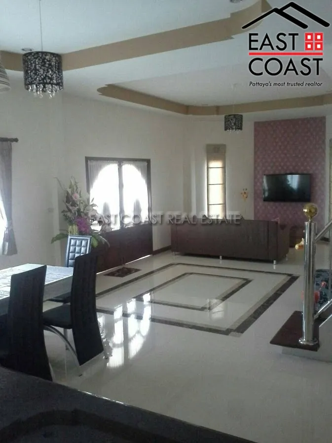 Rose Land and House photo 18