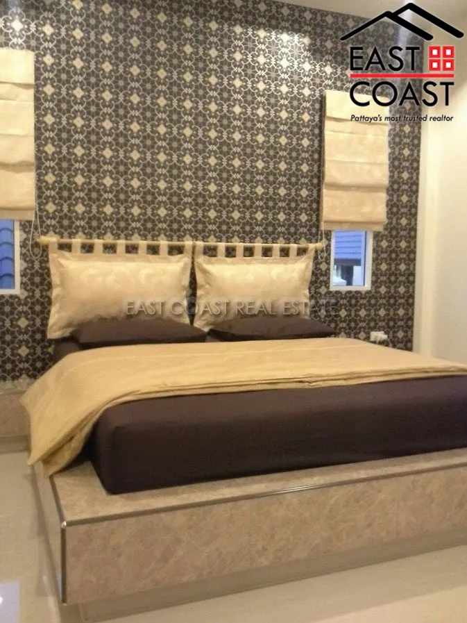 Rose Land and House photo 6
