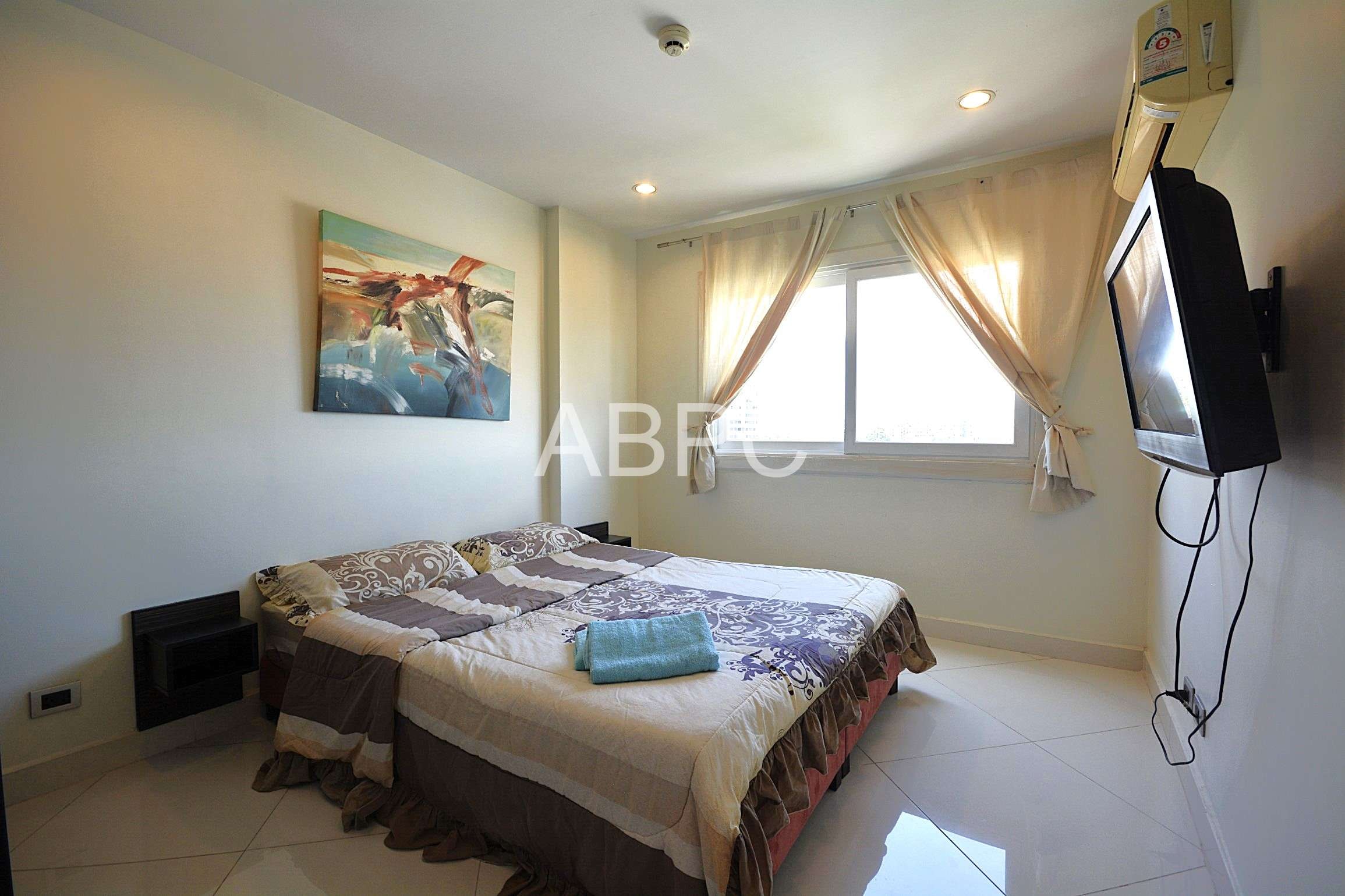 2 Bed 2 Bath Condo in Jomtien photo 4