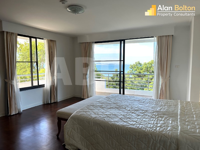 Beachfront Ocean View 3 Bed 4 Bath Condo In Pratumnak photo 5