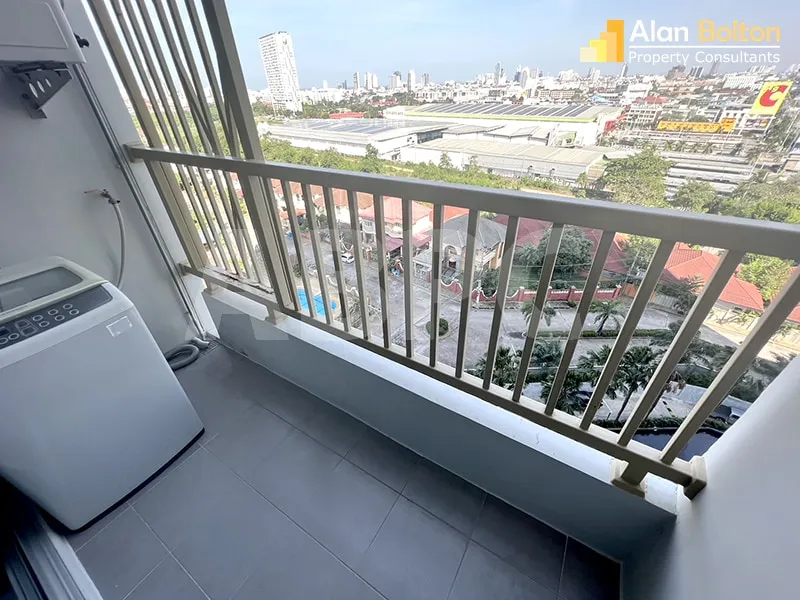 1 Bed 1 Bath in South Pattaya ABPC0094 photo 2