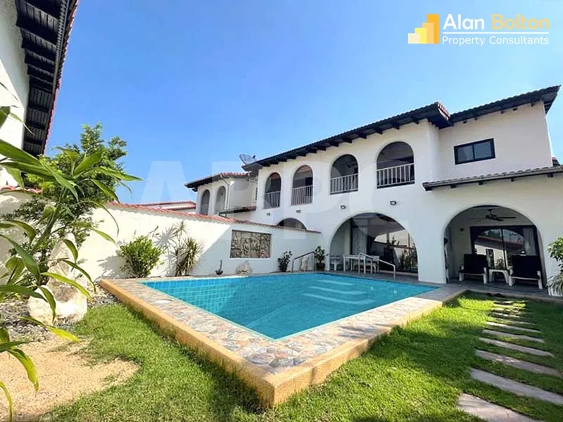 3 Bed 3 Bath in East Pattaya ABPC0103