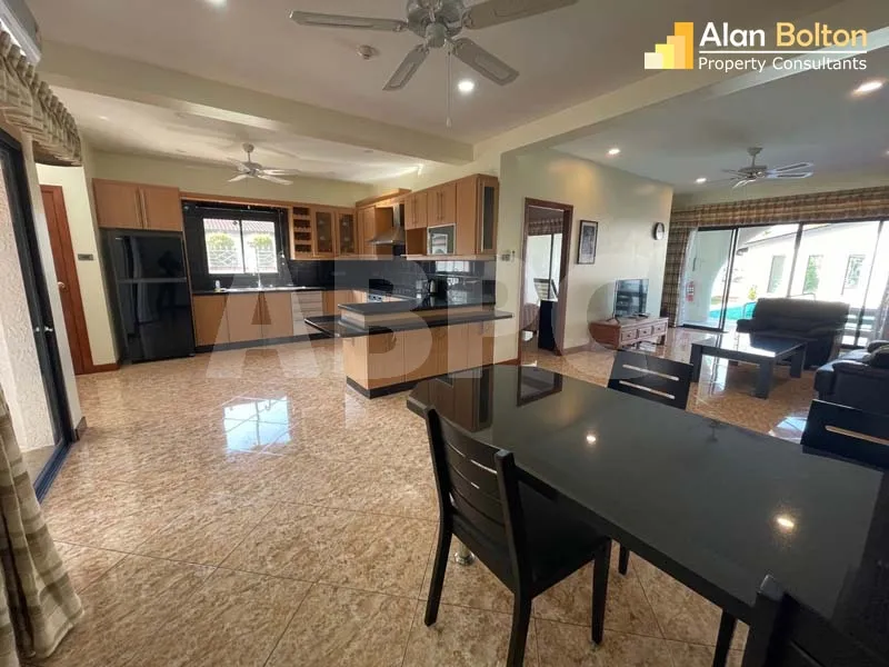 3 Bed 3 Bath in East Pattaya ABPC0103 photo 7