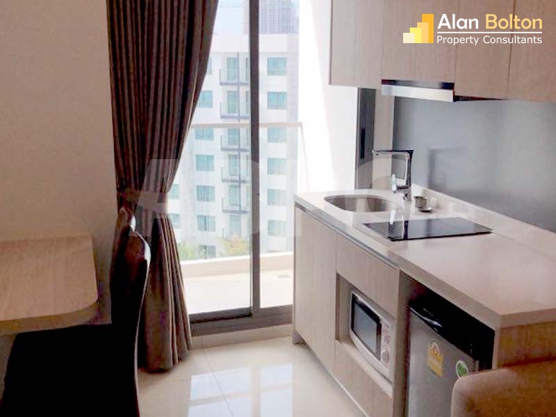Pool View 1 Bed 1 Bath Condo In Jomtien photo 8