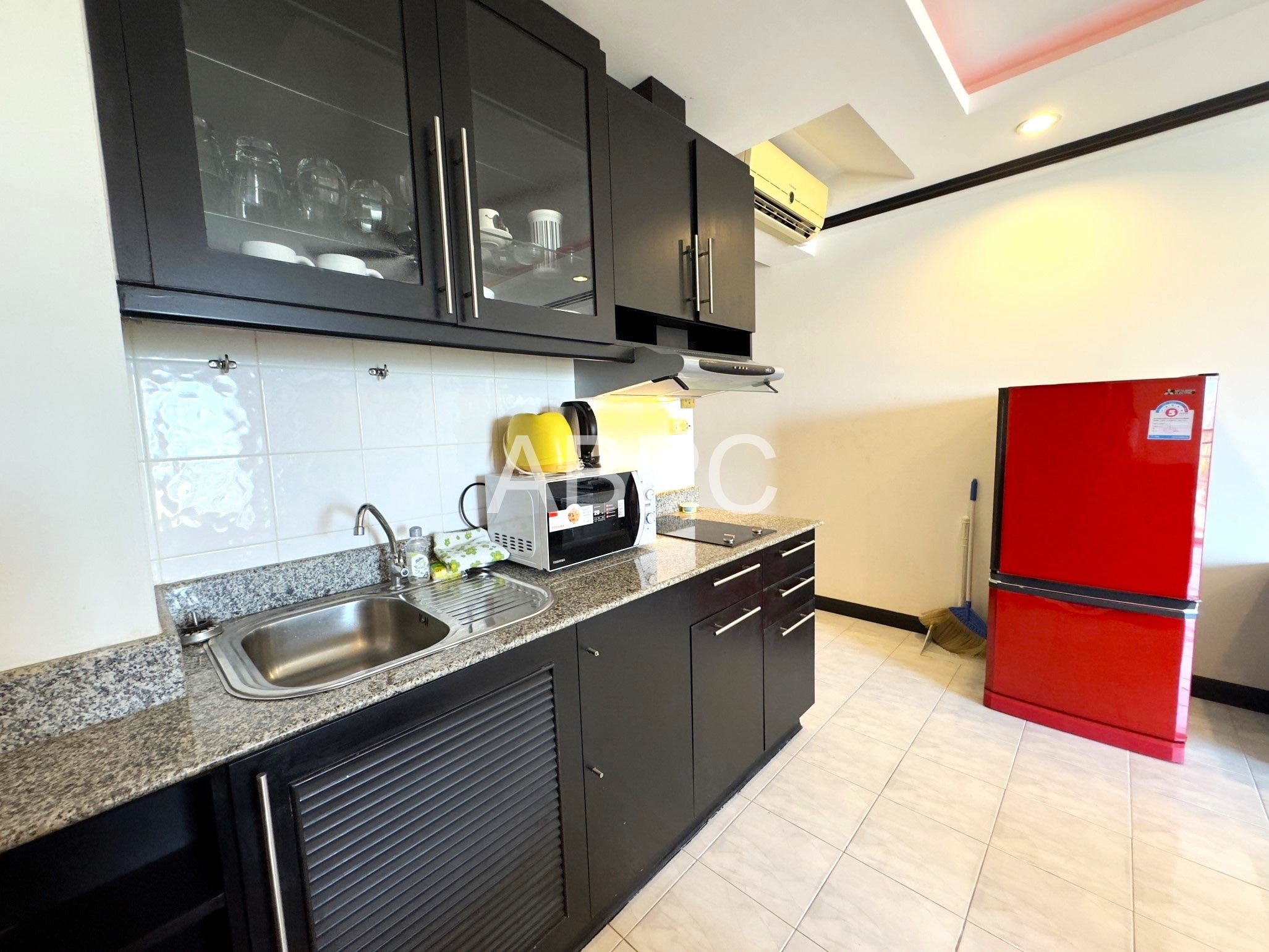 Pool View 1 Bed 2 Bath Condo in Jomtien photo 10