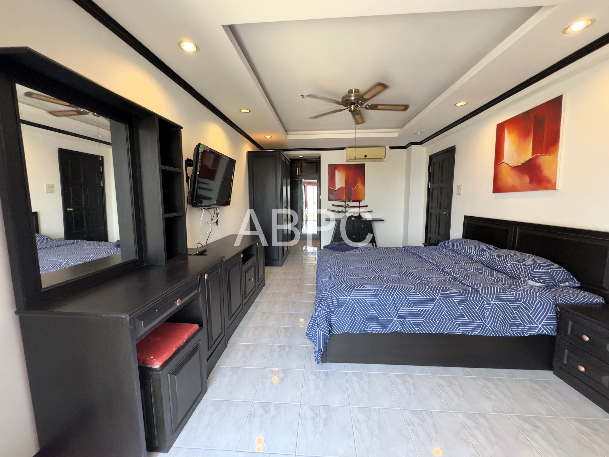 Pool View 1 Bed 2 Bath Condo in Jomtien photo 7