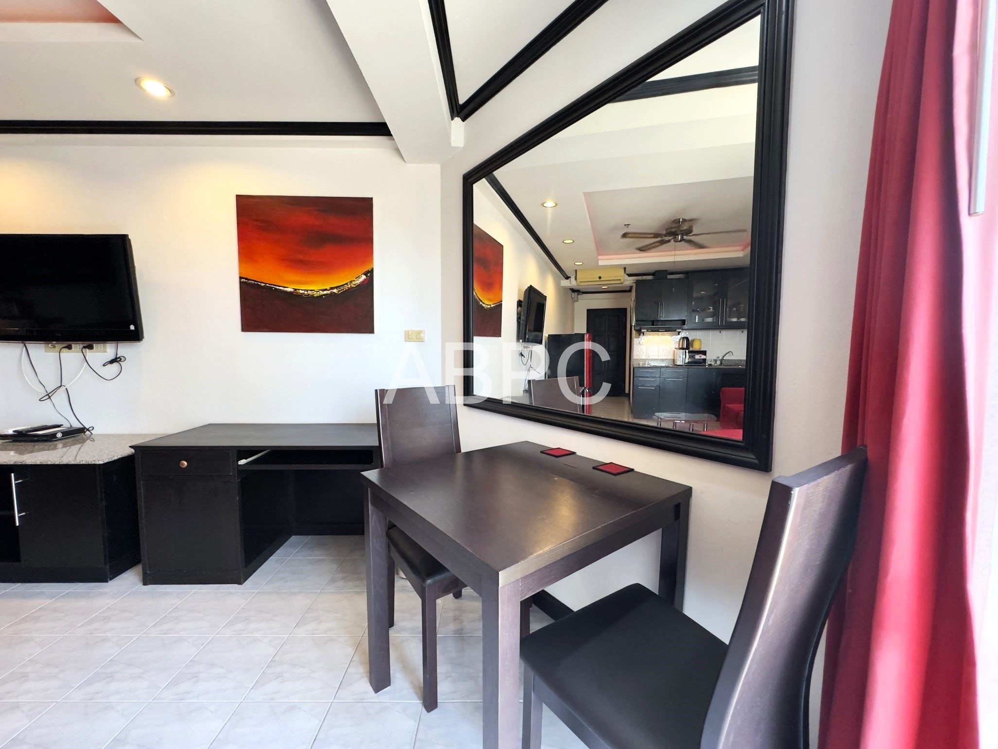 Pool View 1 Bed 2 Bath Condo in Jomtien photo 11