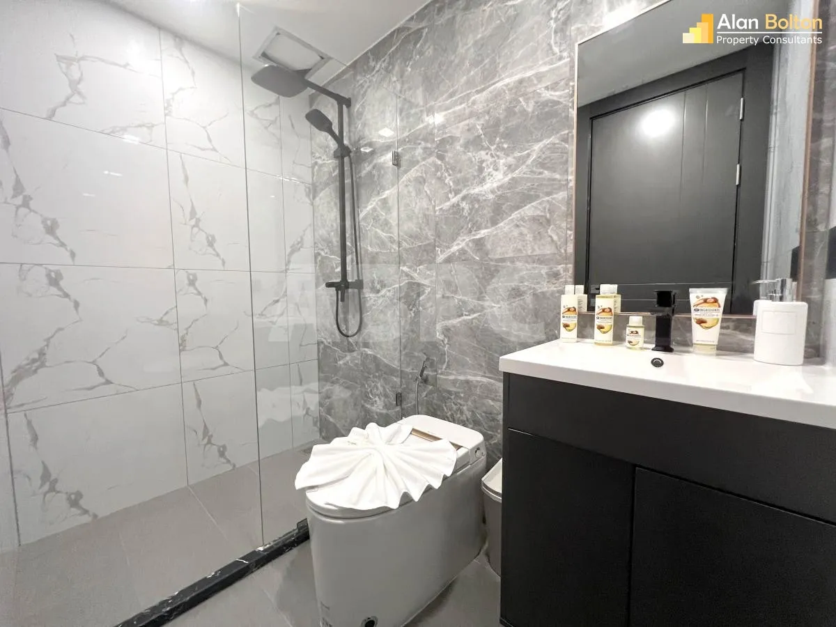 2 Bed - 1 Bath Condo in South Pattaya photo 9