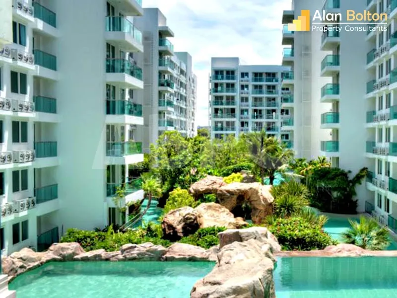 Pool View 1 Bed 1 Bath Condo In Jomtien