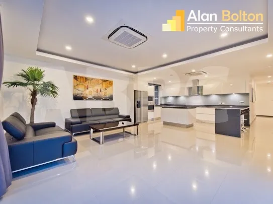 Stunning 5 Bedroom Pool Villa For Rent photo 7