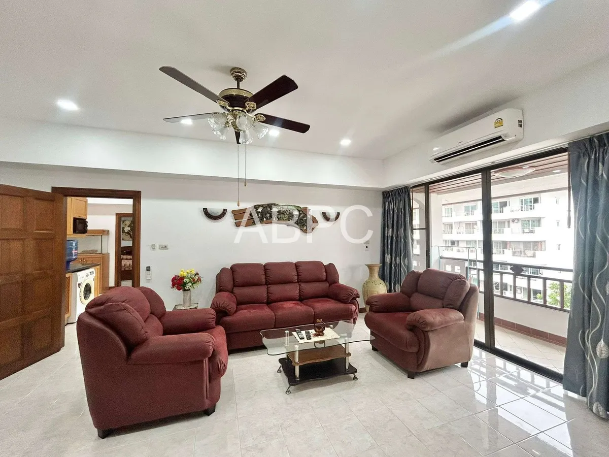 Massive 2 Bed in Jomtien For Rent