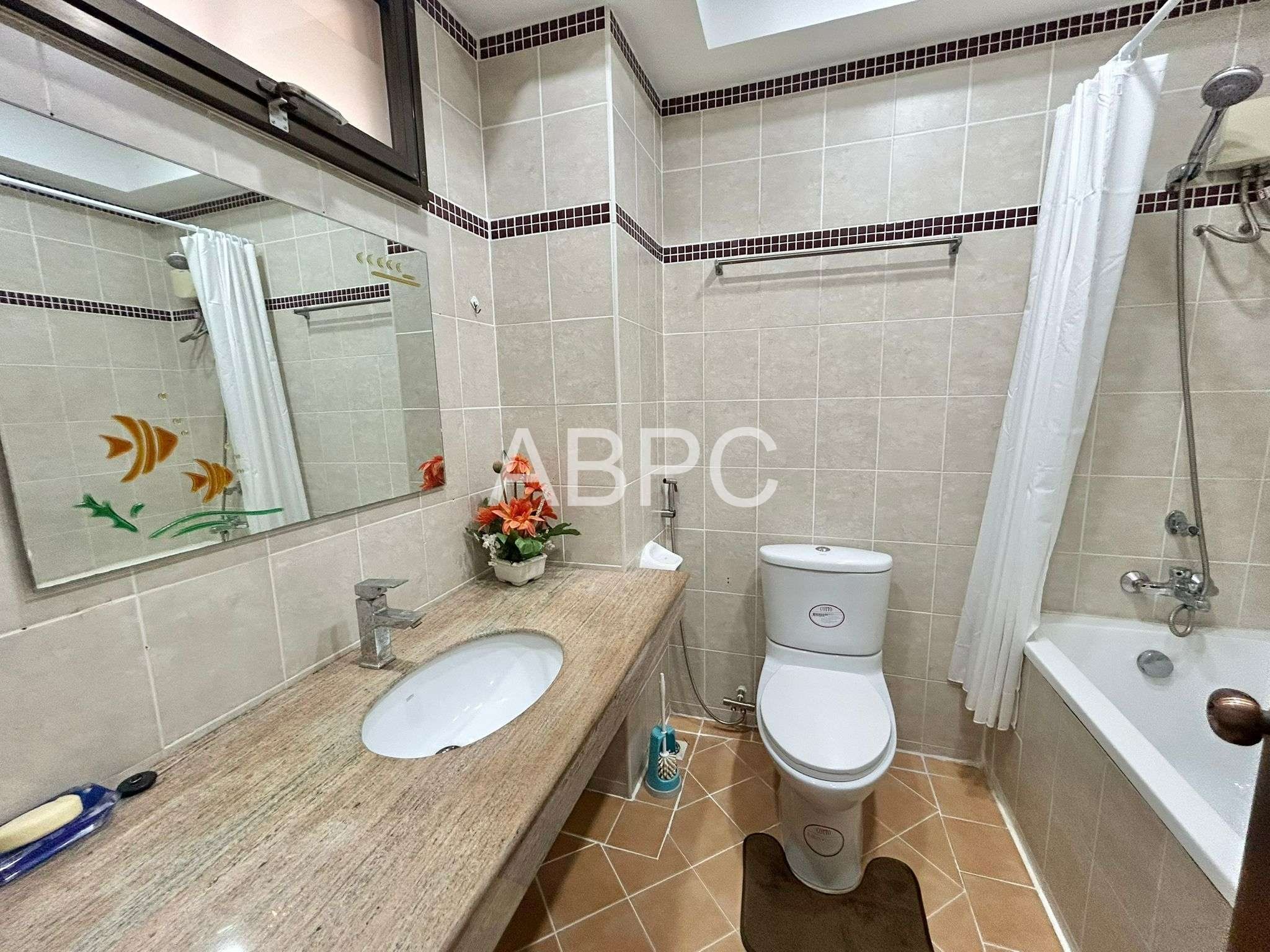 Massive 2 Bed in Jomtien For Rent photo 4
