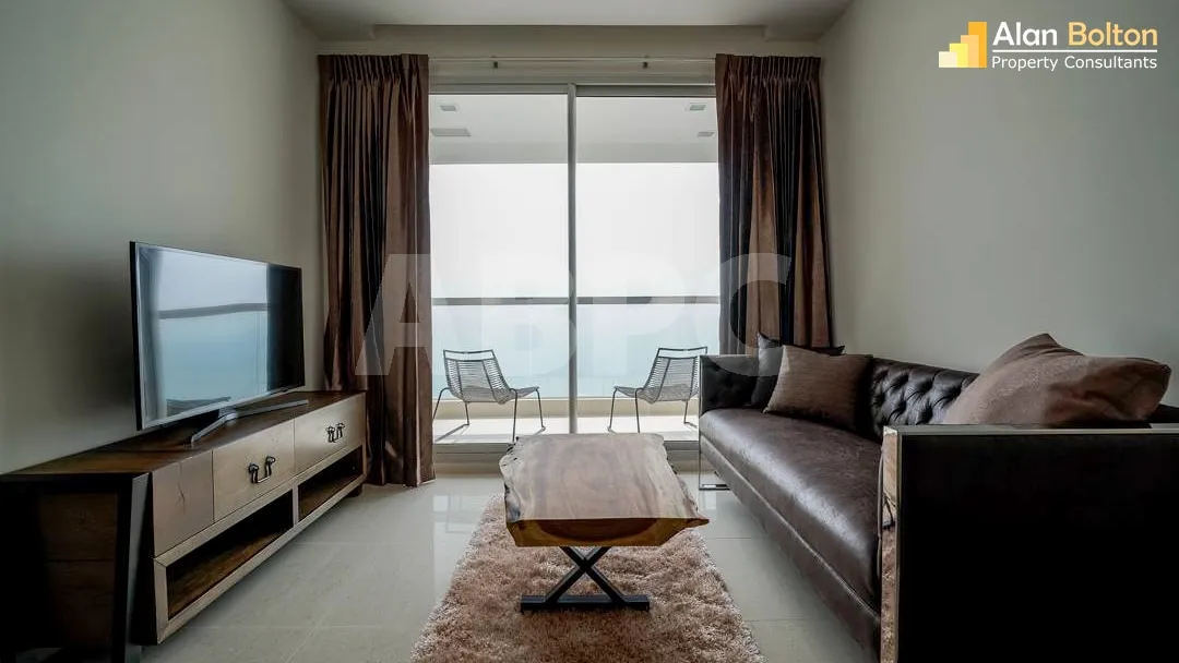 1 Bed 1 Bath in Wong Amat ABPC0252 photo 3