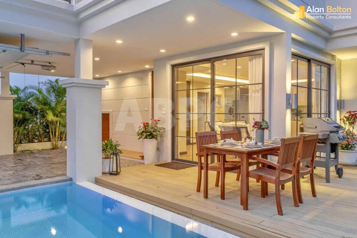 Fully Furnished Modern 3 Bed 3 Bath Pool Villa in East Pattaya ABPC0278 photo 3