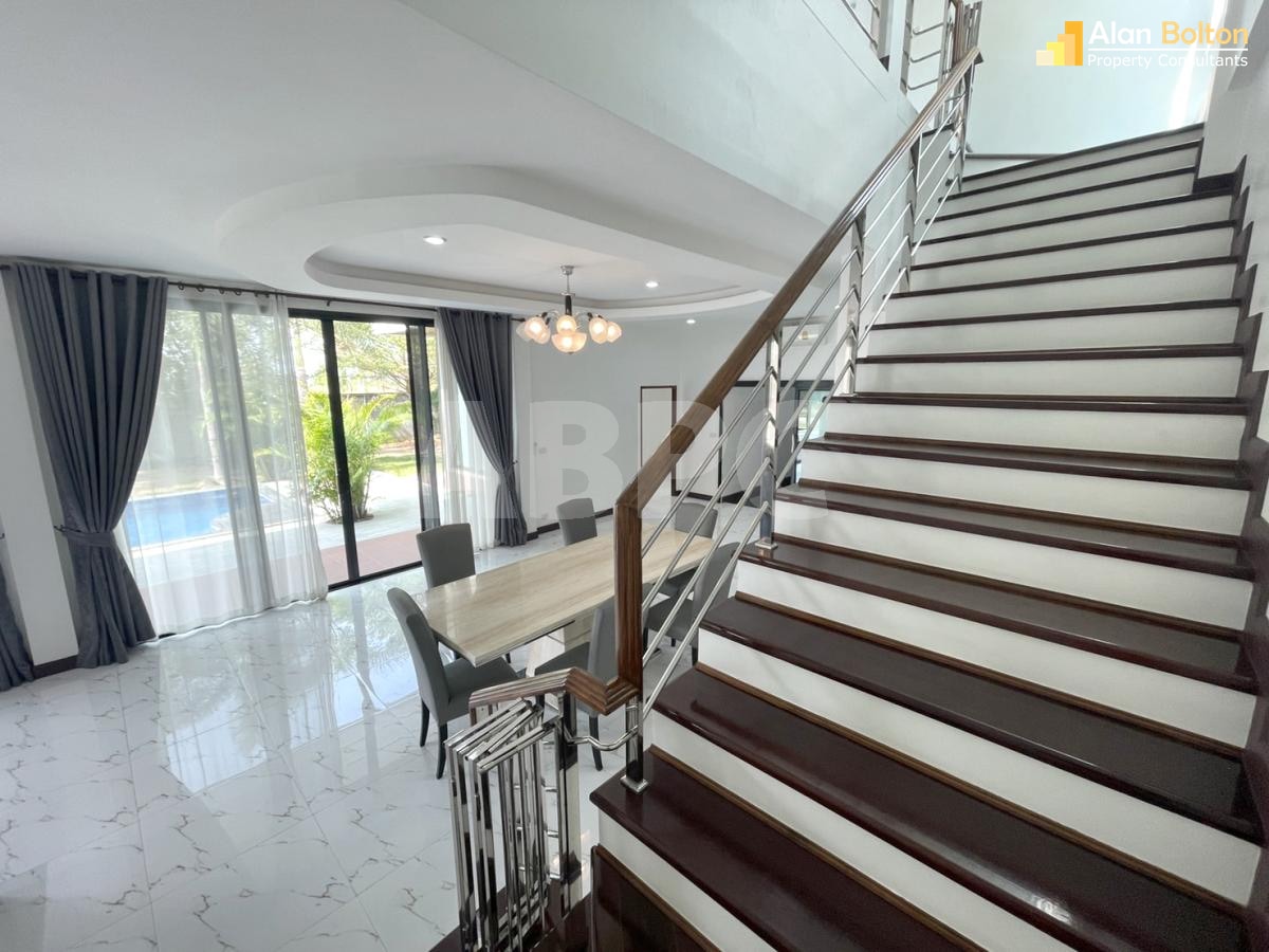 3 Bed 3 Bath Pool Villa in East Pattaya photo 17