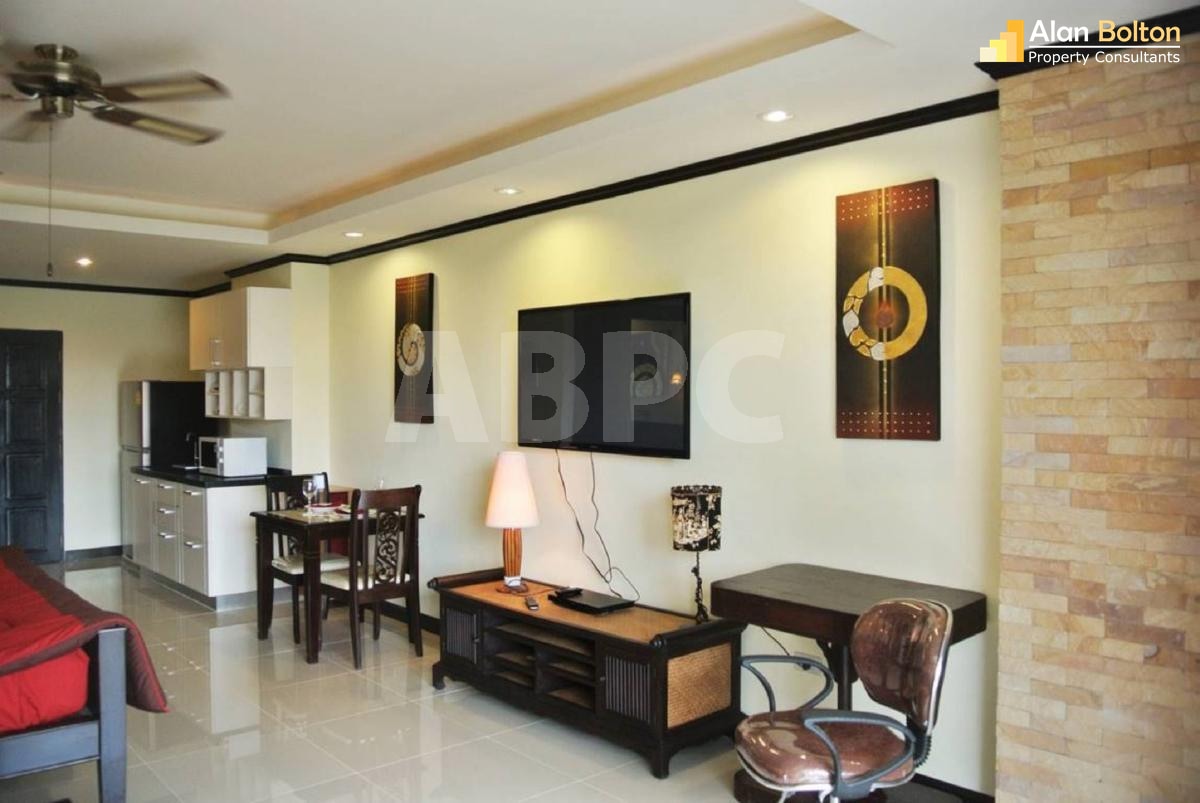 Large Studio Condo In Jomtien photo 6