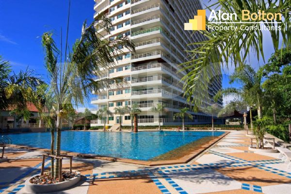 Large Studio Condo In Jomtien