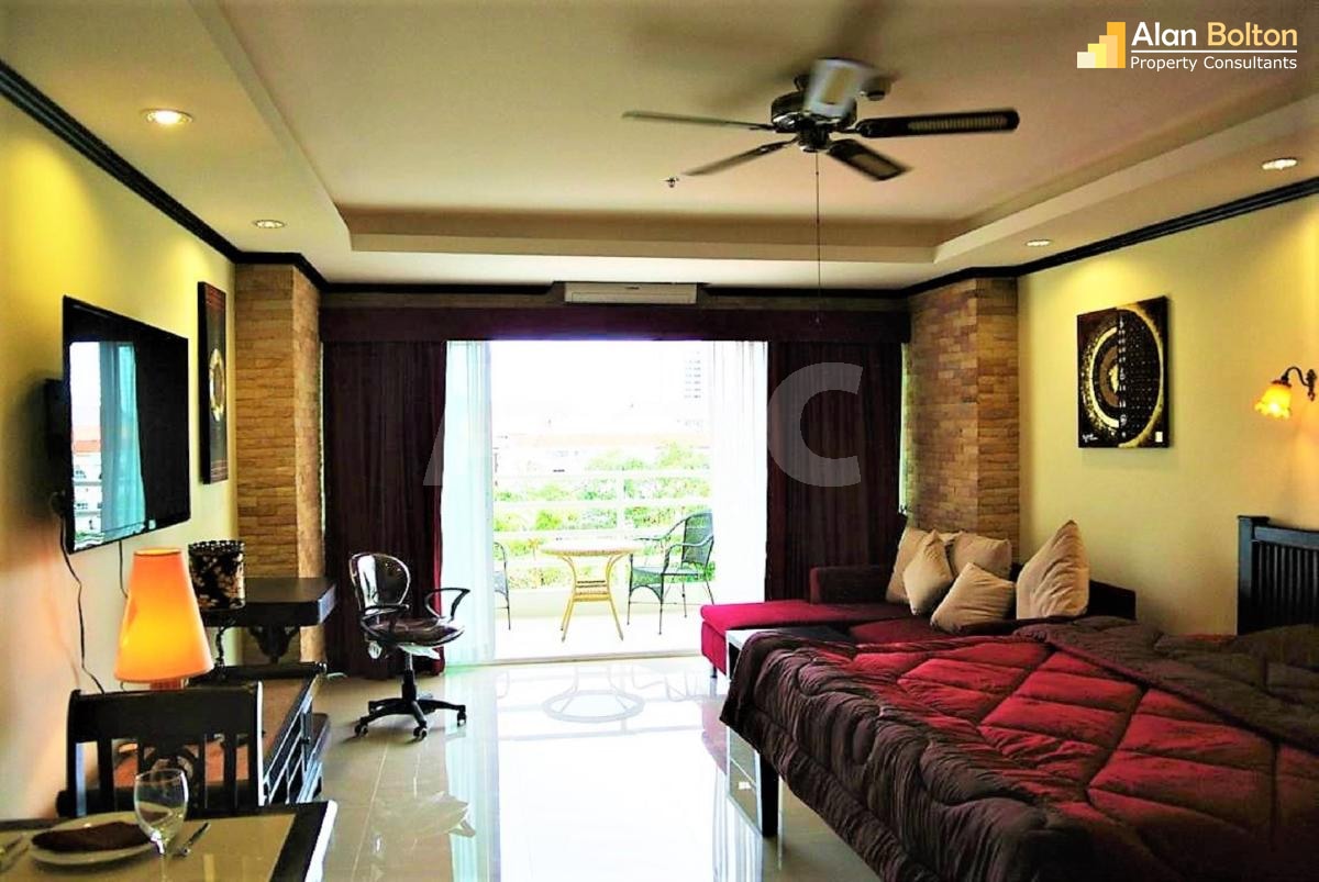 Large Studio Condo In Jomtien photo 5