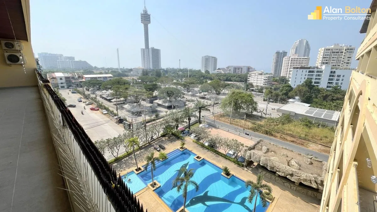 3 Bed 3 Bath Condo In Pratumnak photo 3