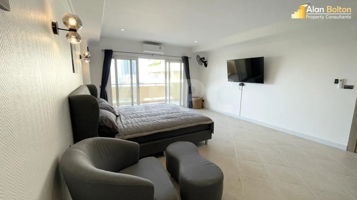 3 Bed 3 Bath Condo In Pratumnak photo 7