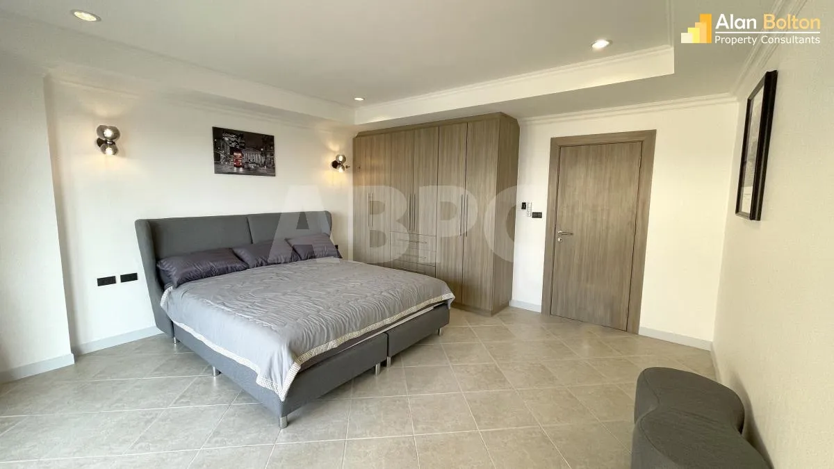 3 Bed 3 Bath Condo In Pratumnak photo 9