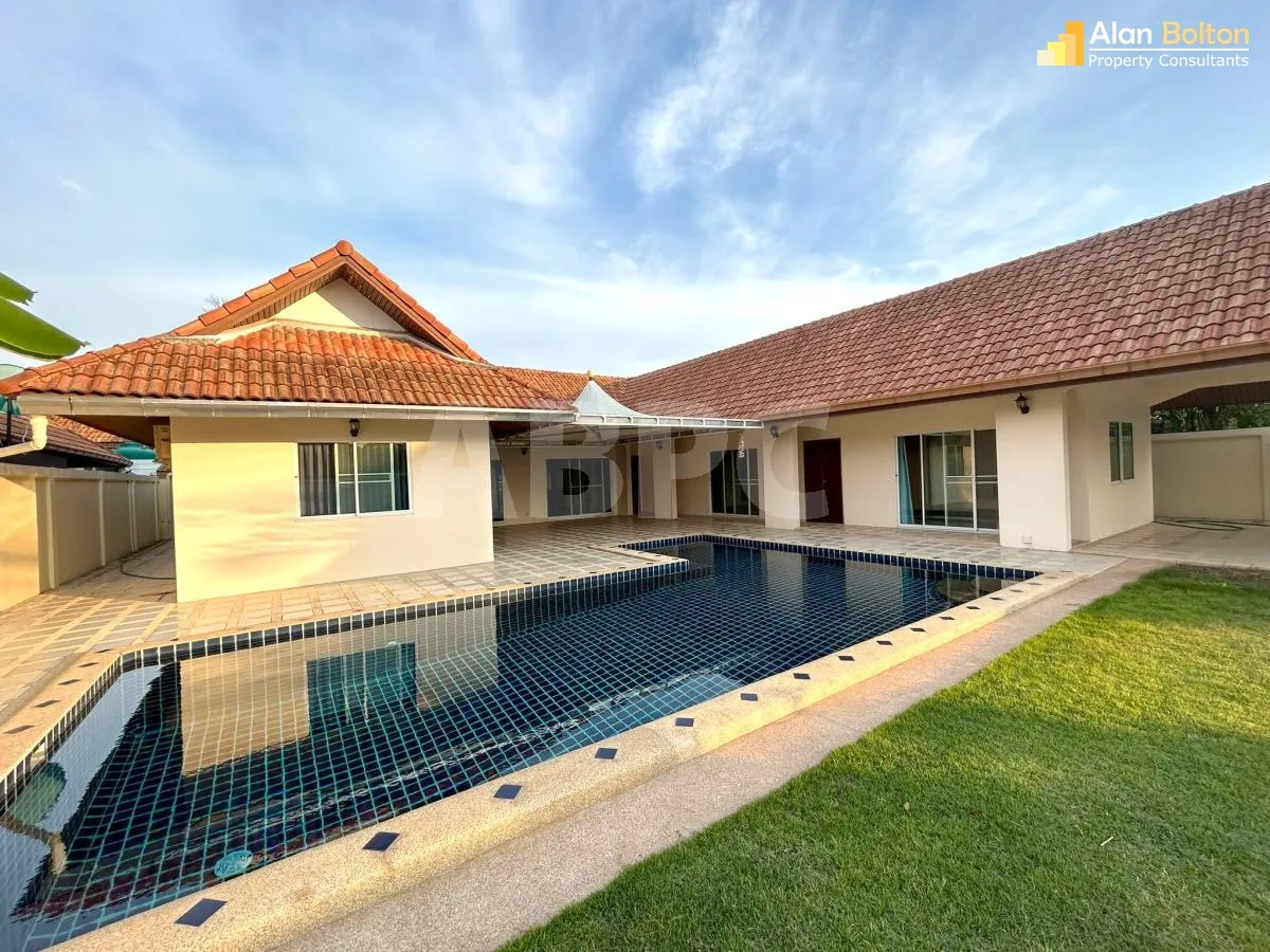 4 Bed 4 Bath in East Pattaya ABPC0336
