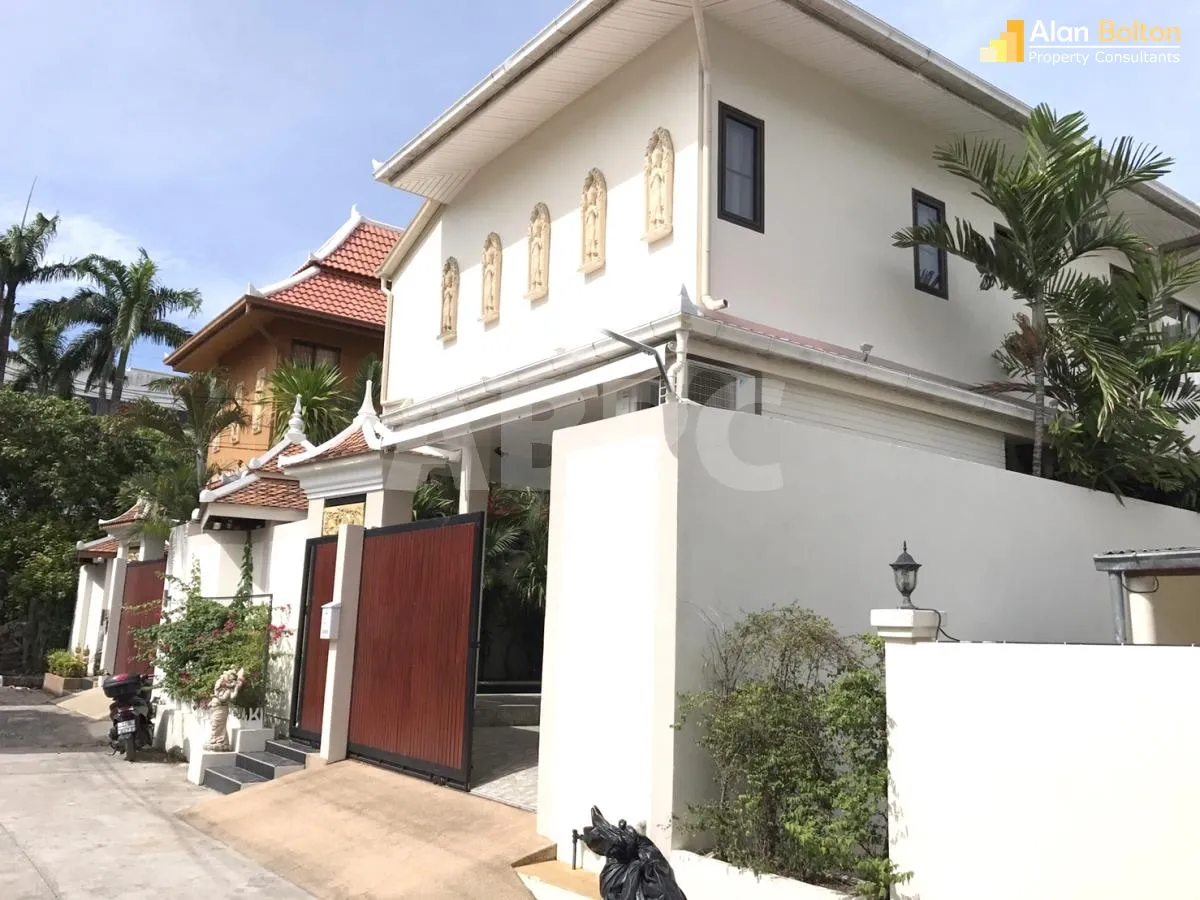 Jomtien Palace