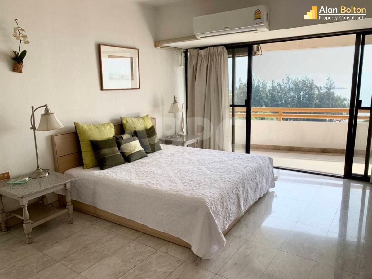 2 Bed 2 Bath in Na Jomtien photo 2