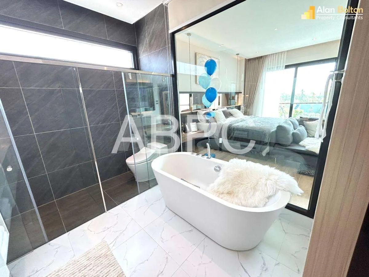 4 Bed 5 Bath in Huay Yai - DSPACE photo 4