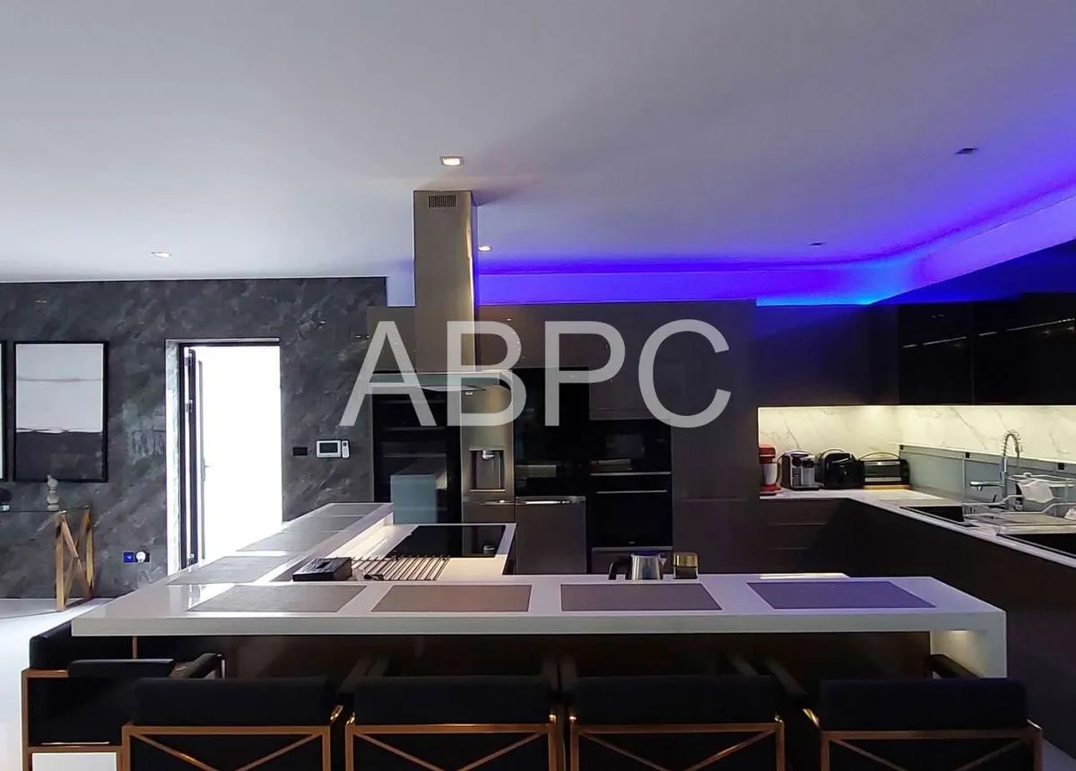 Ultra Luxury 4 Bed 5 Bath Pool Villa In Pratumnak photo 6