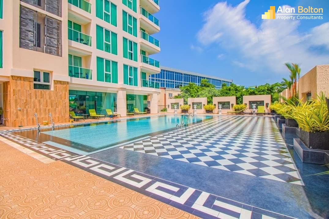 City/Ocean View 1 Bed - 1 Bath Condo in Central Pattaya photo 2