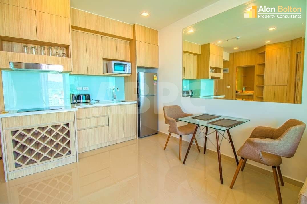 City/Ocean View 1 Bed - 1 Bath Condo in Central Pattaya photo 11