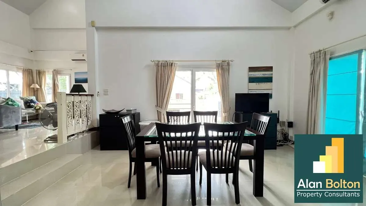 Pool Villa 3 Bedrooms 3 Bathrooms in East Pattaya photo 13
