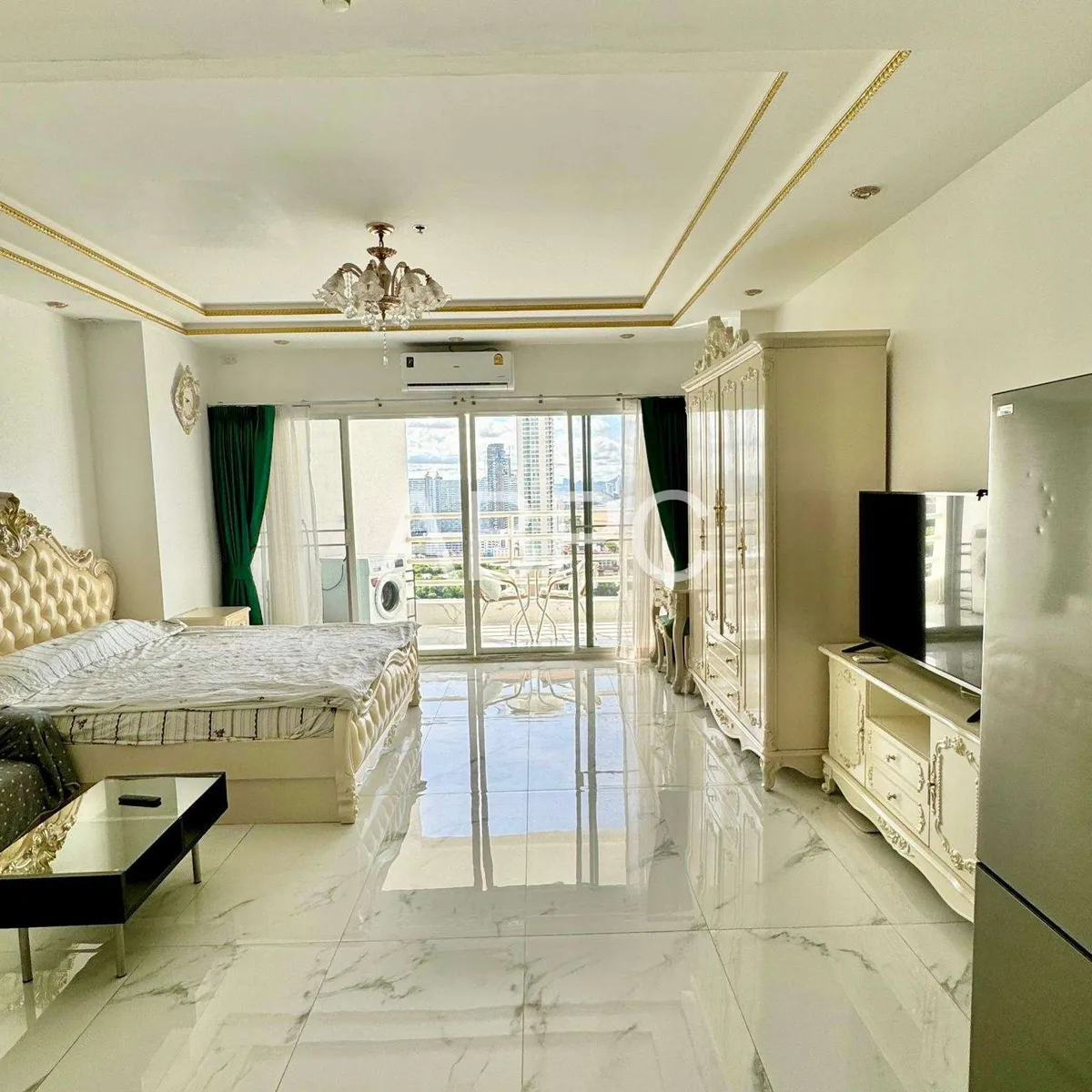 Ocean View Studio Condo in Jomtien - View Talay 8 photo 4