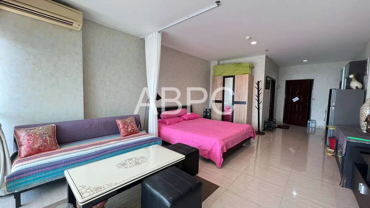 Ocean View Studio Condo in Jomtien photo 3