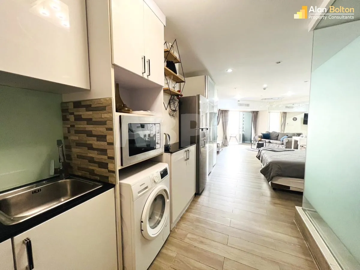 Studio Condo in North Pattaya - Markland photo 7